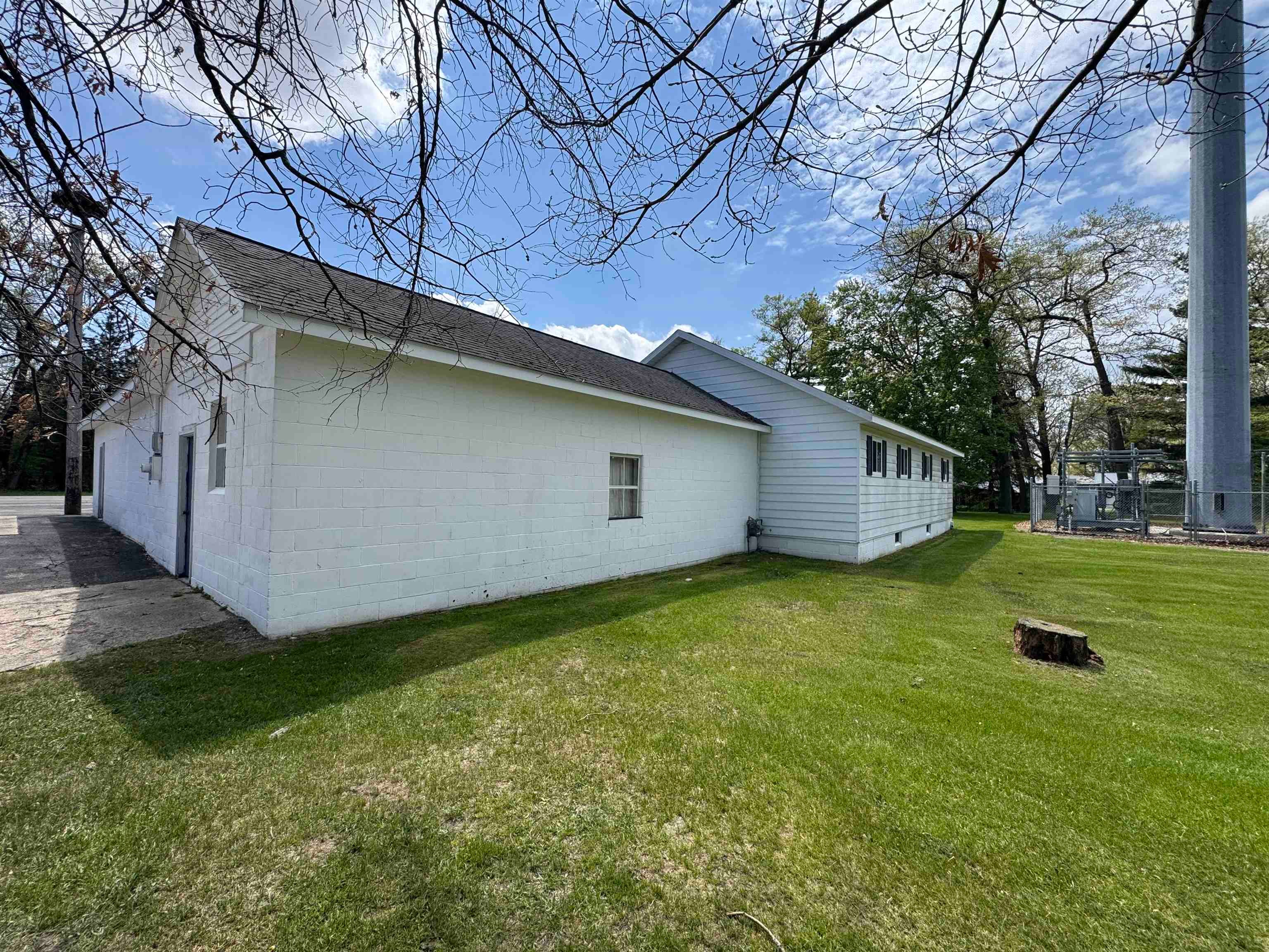 2441 Greenwood Road