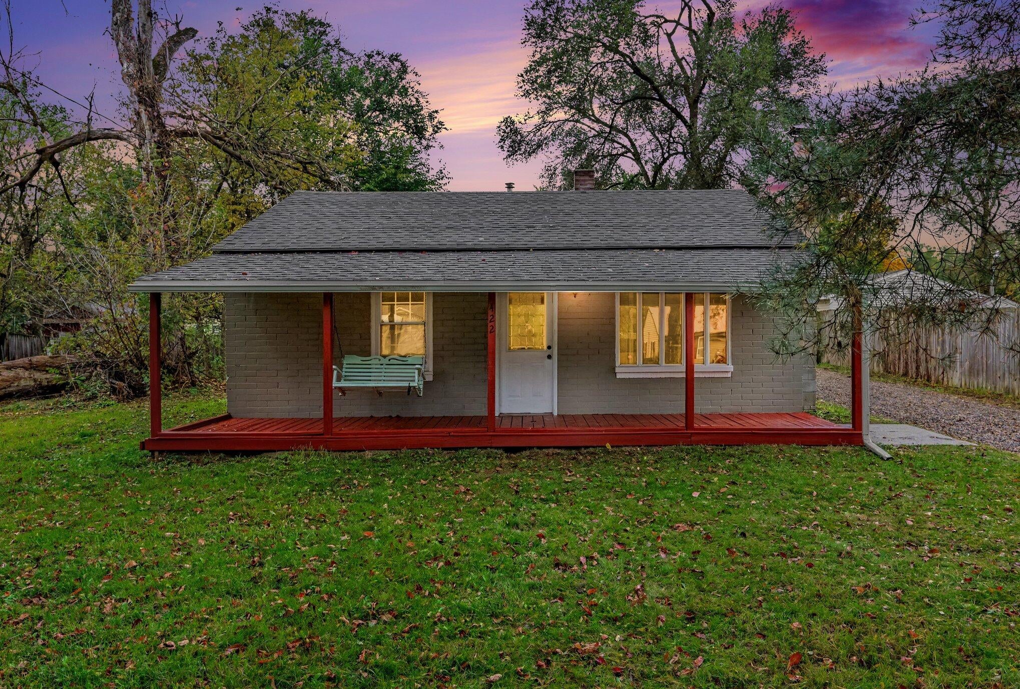 422 Wellington Avenue