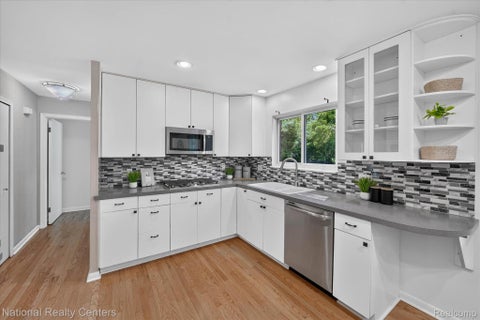 Tiny photo for 4245 Normanwood, West Bloomfield Charter Township, MI 48323 (MLS # 20261085154)