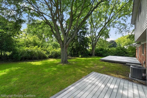 Tiny photo for 4245 Normanwood, West Bloomfield Charter Township, MI 48323 (MLS # 20261085154)