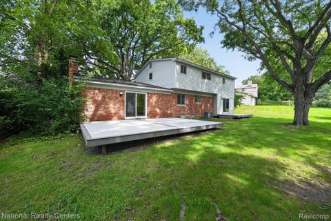 Tiny photo for 4245 Normanwood, West Bloomfield Charter Township, MI 48323 (MLS # 20261085154)