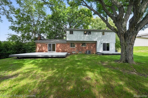 Tiny photo for 4245 Normanwood, West Bloomfield Charter Township, MI 48323 (MLS # 20261085154)