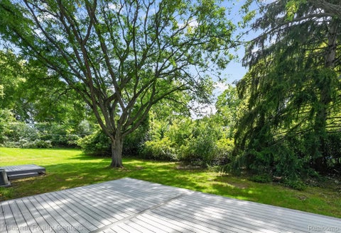 Tiny photo for 4245 Normanwood, West Bloomfield Charter Township, MI 48323 (MLS # 20261085154)