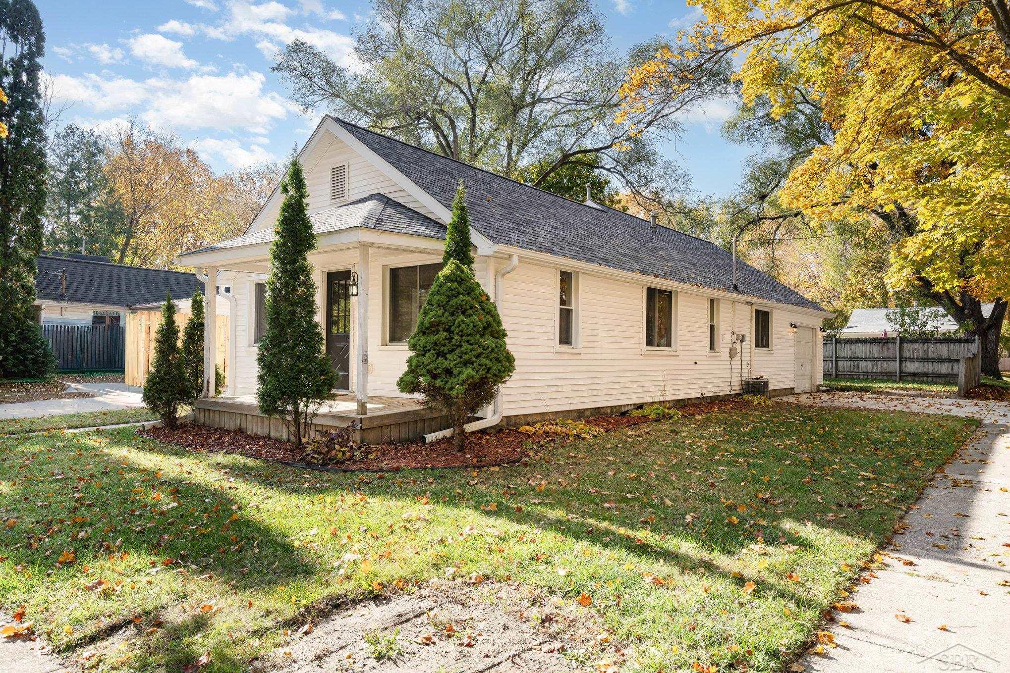 1711 Adelaide Street