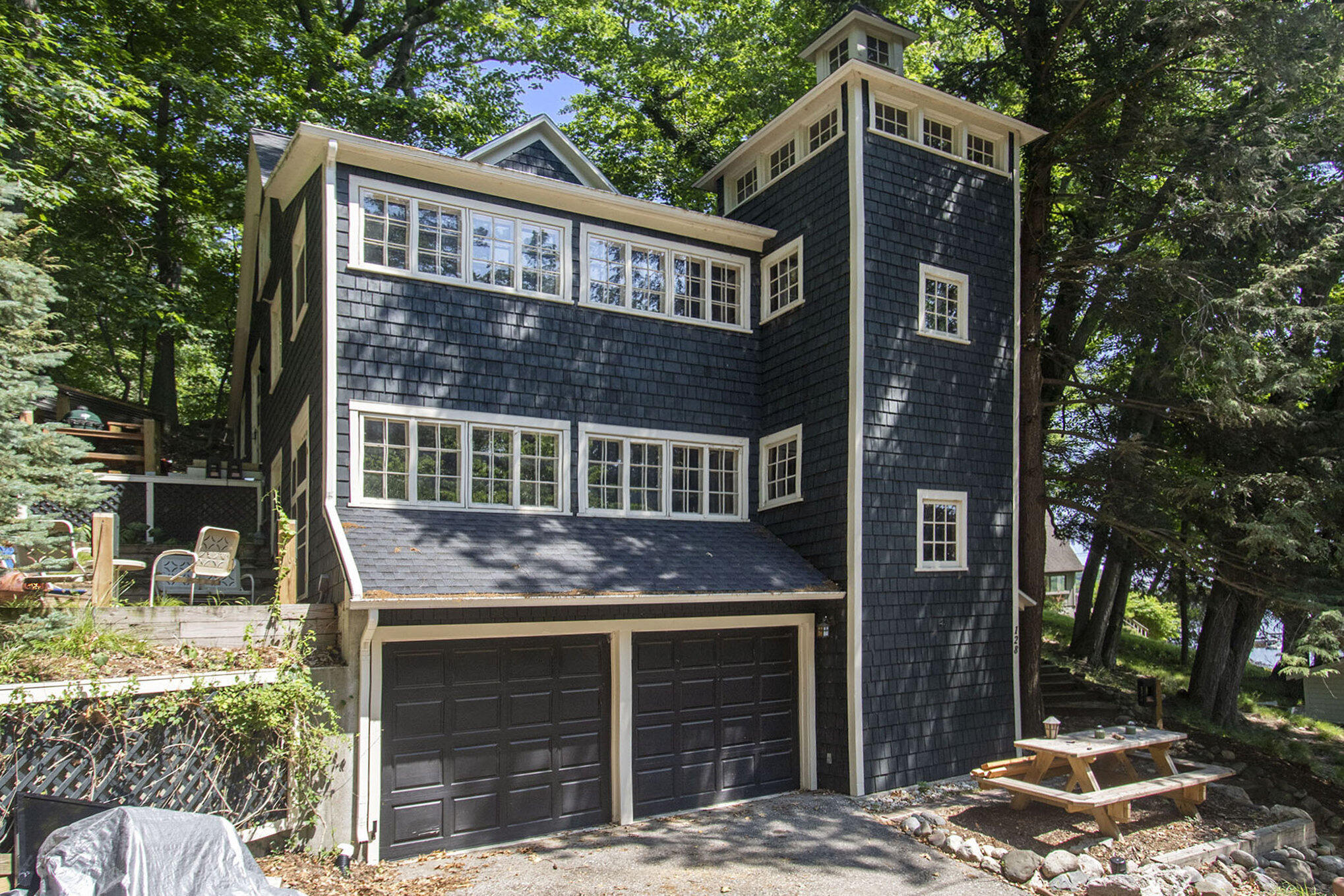 128 Van Dalson Street
