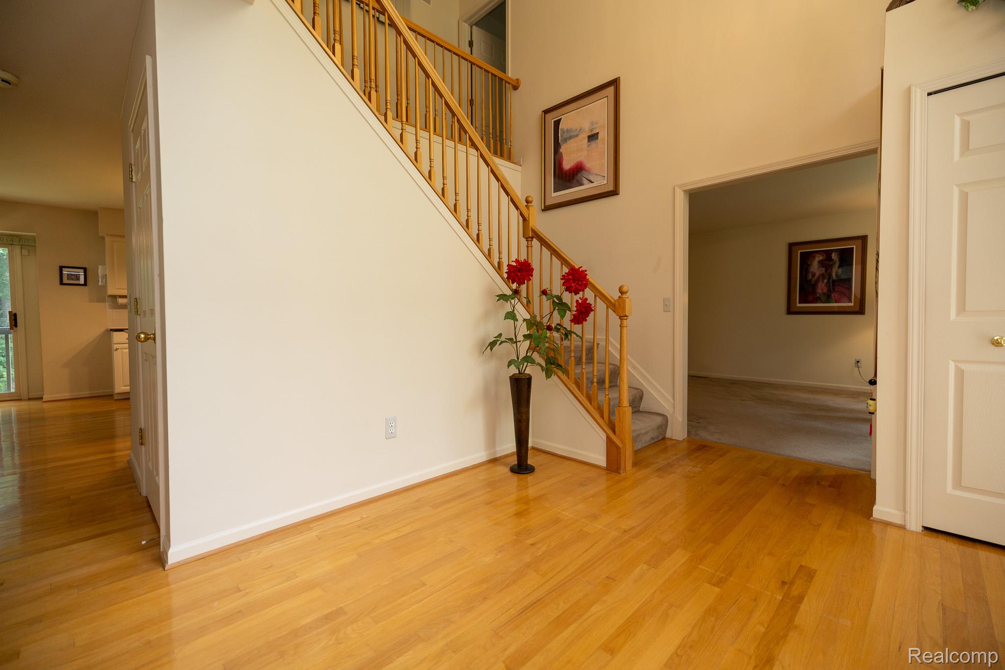 6926 Alden Drive