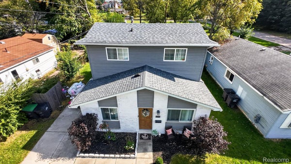 11795 SYRACUSE ST, TAYLOR, MI 48180 - Image 4453f045f23e4e0750845bca8aef9f3e/3016618744