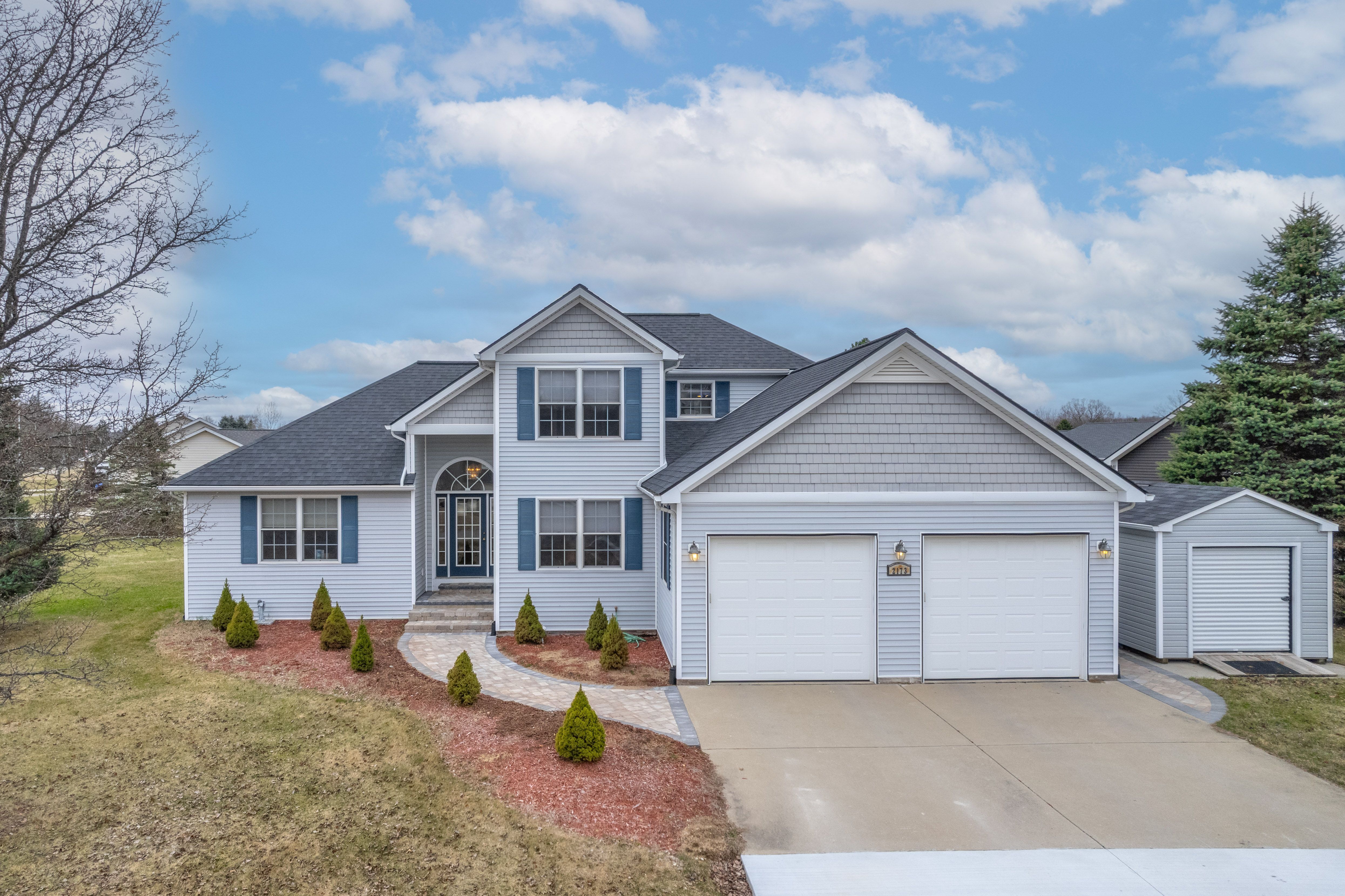 2173 FAWN GLEN Circle