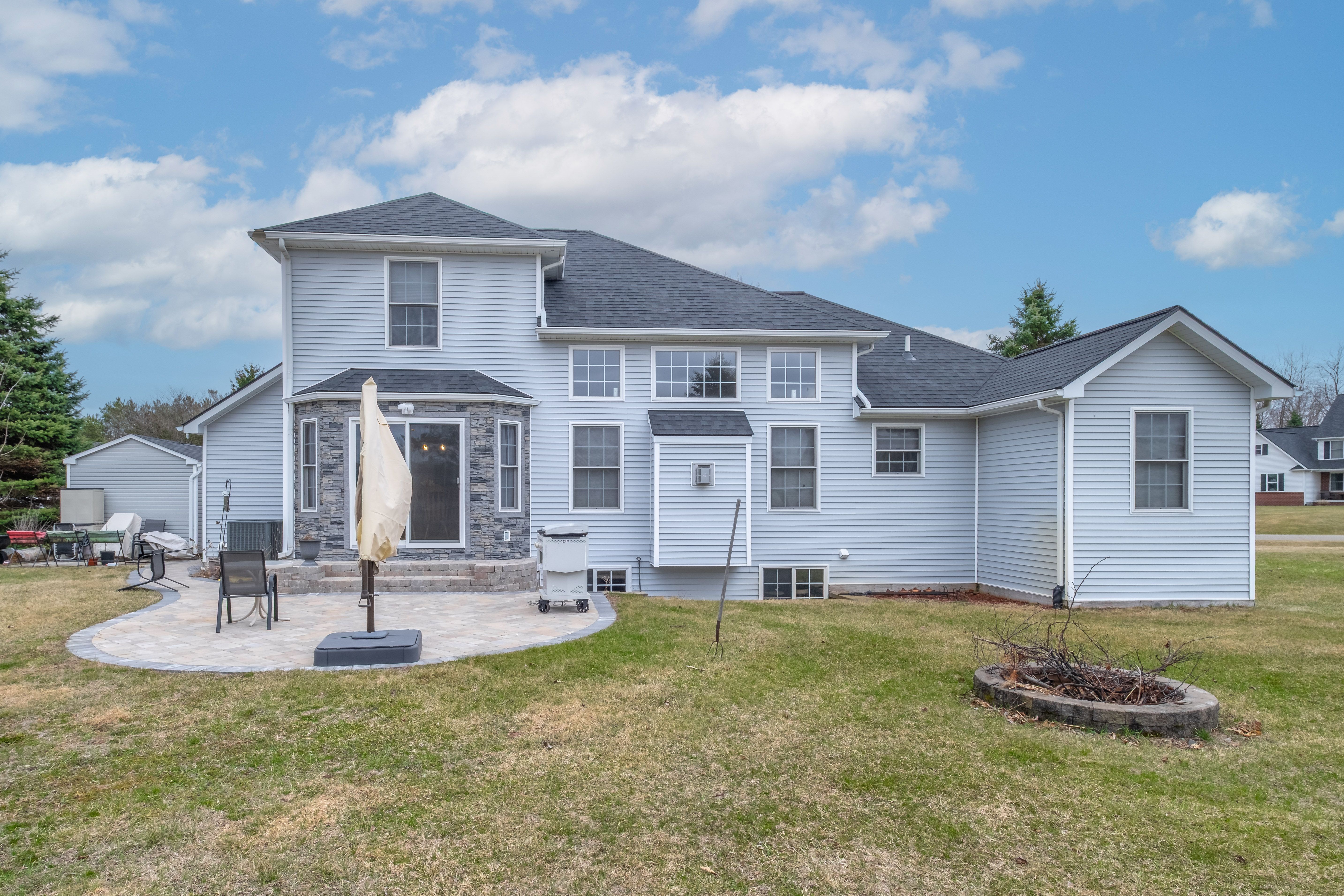 2173 FAWN GLEN Circle