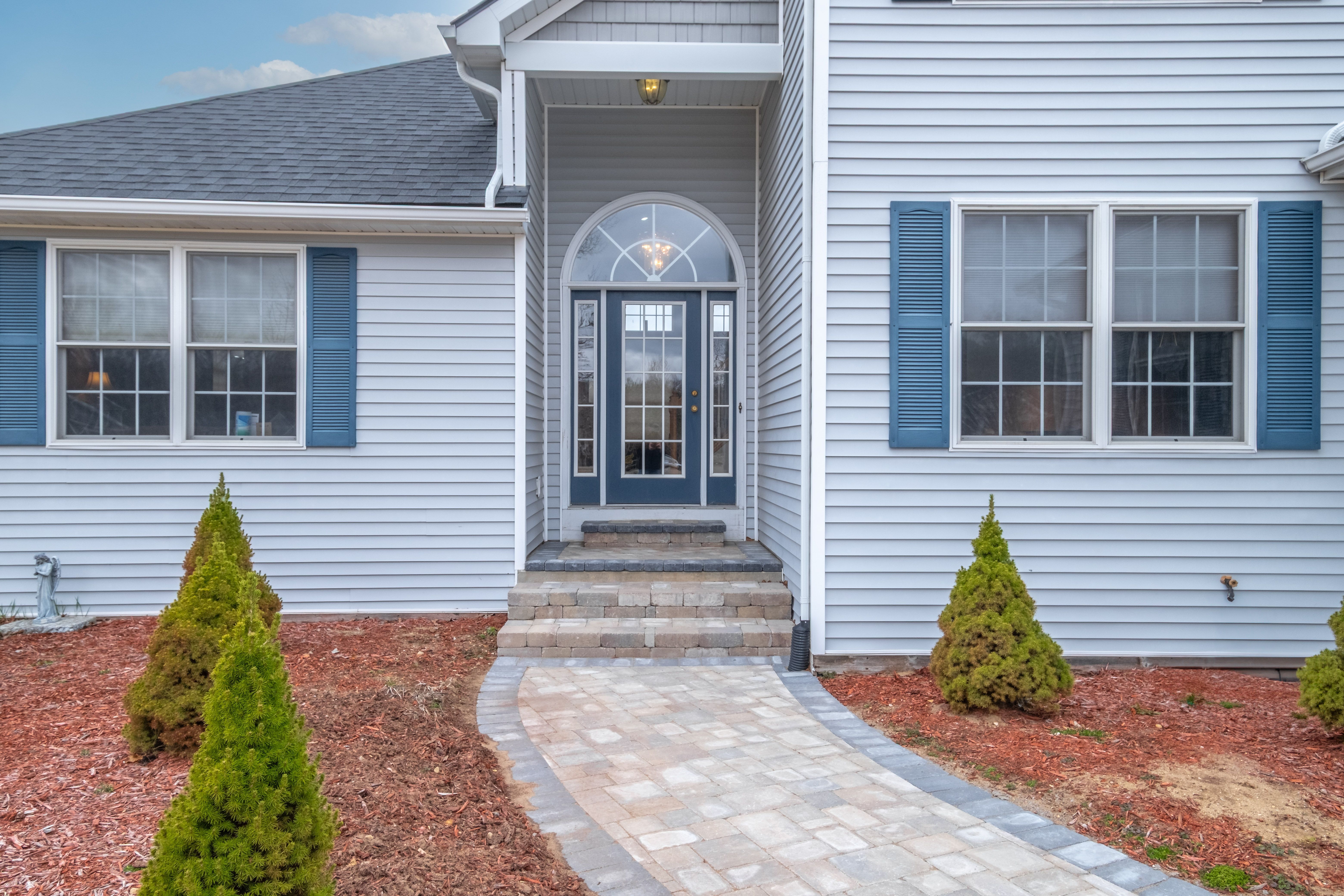 2173 FAWN GLEN Circle