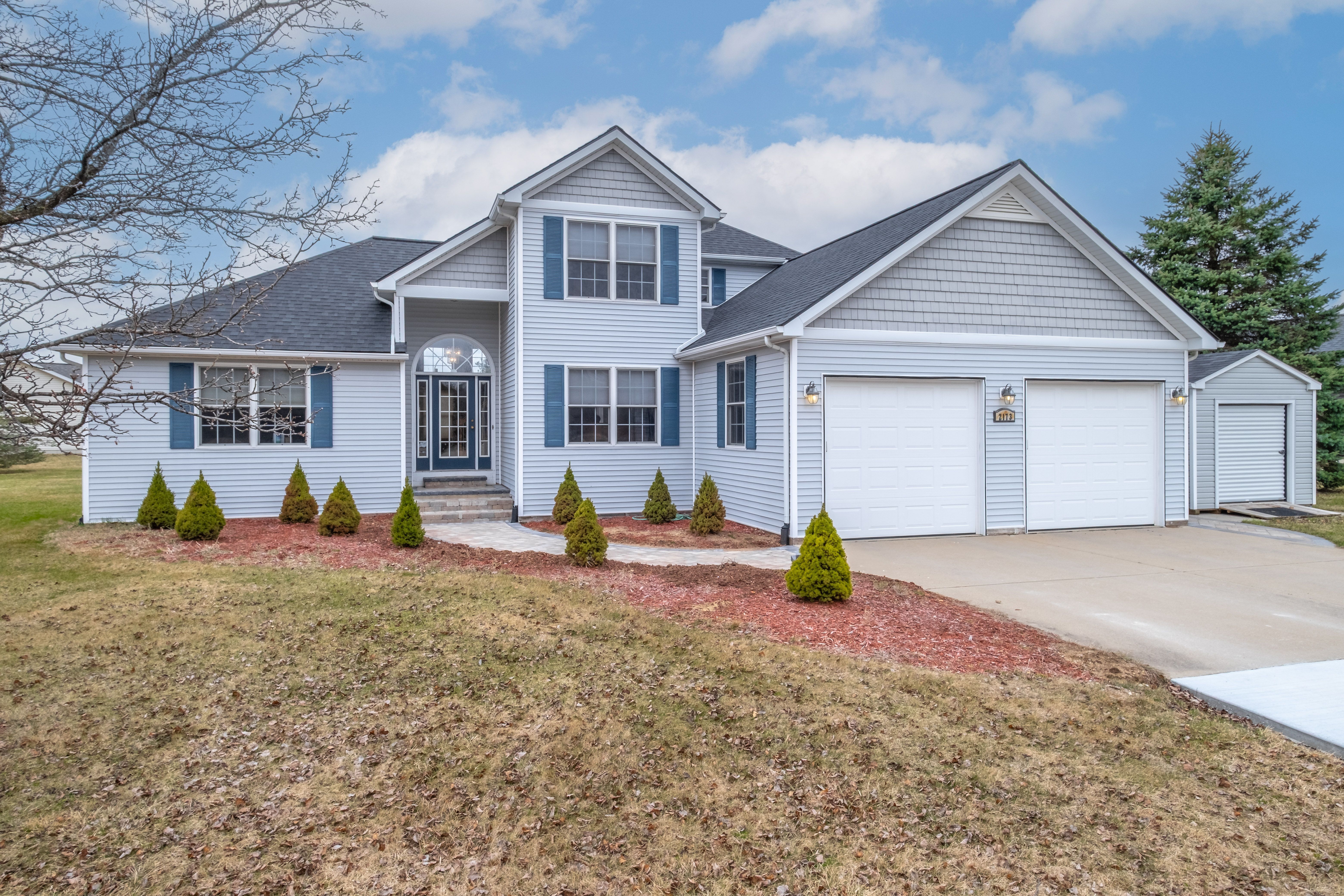 2173 FAWN GLEN Circle
