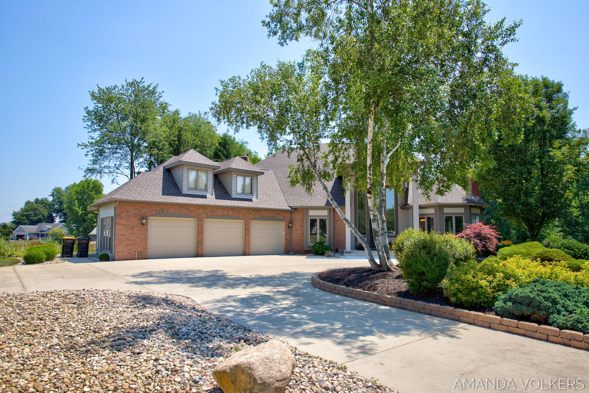 8608 Woodruff Drive SW