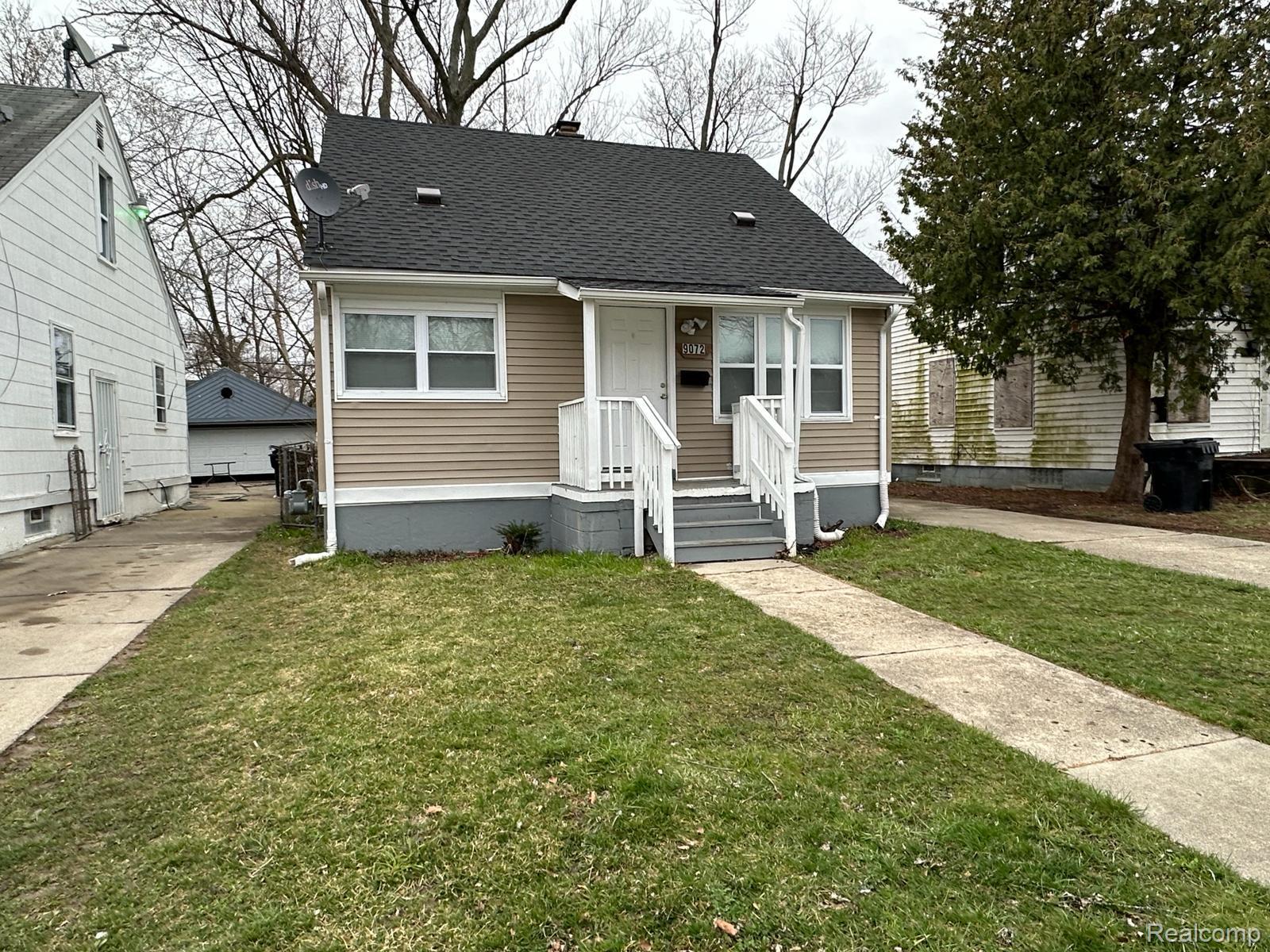 9072 Burt Road