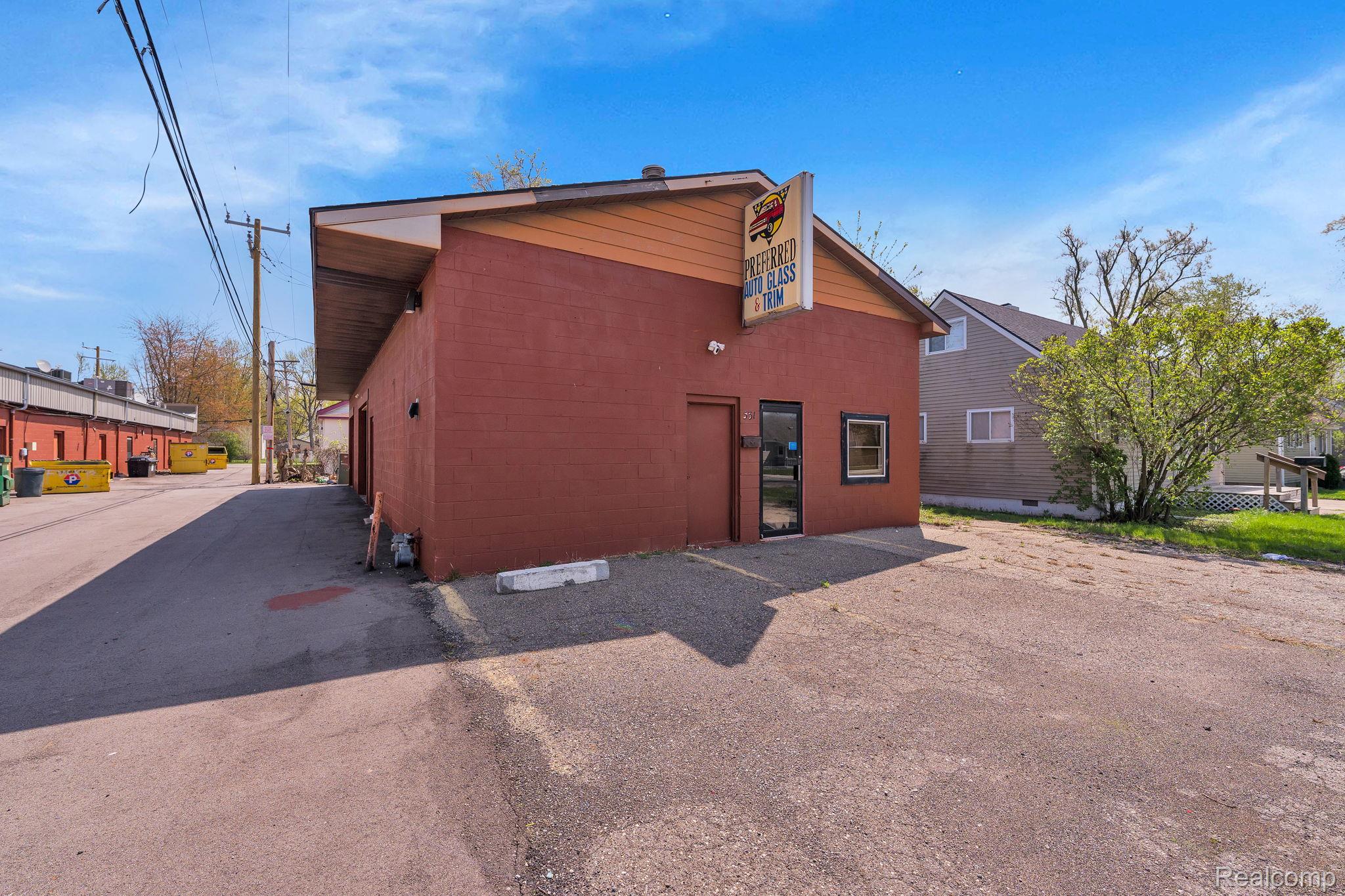 531 Woodlawn Avenue