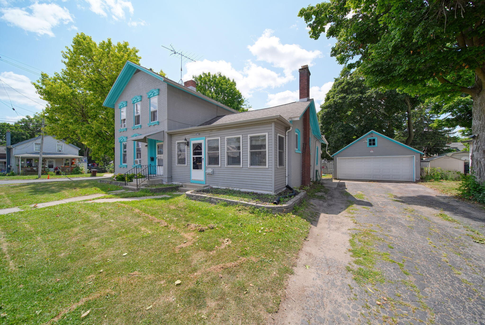 414 Division Street
