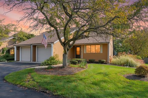 Photo of 2181 Quail Run Drive, Kalamazoo City, MI 49009 (MLS # 66025051325)