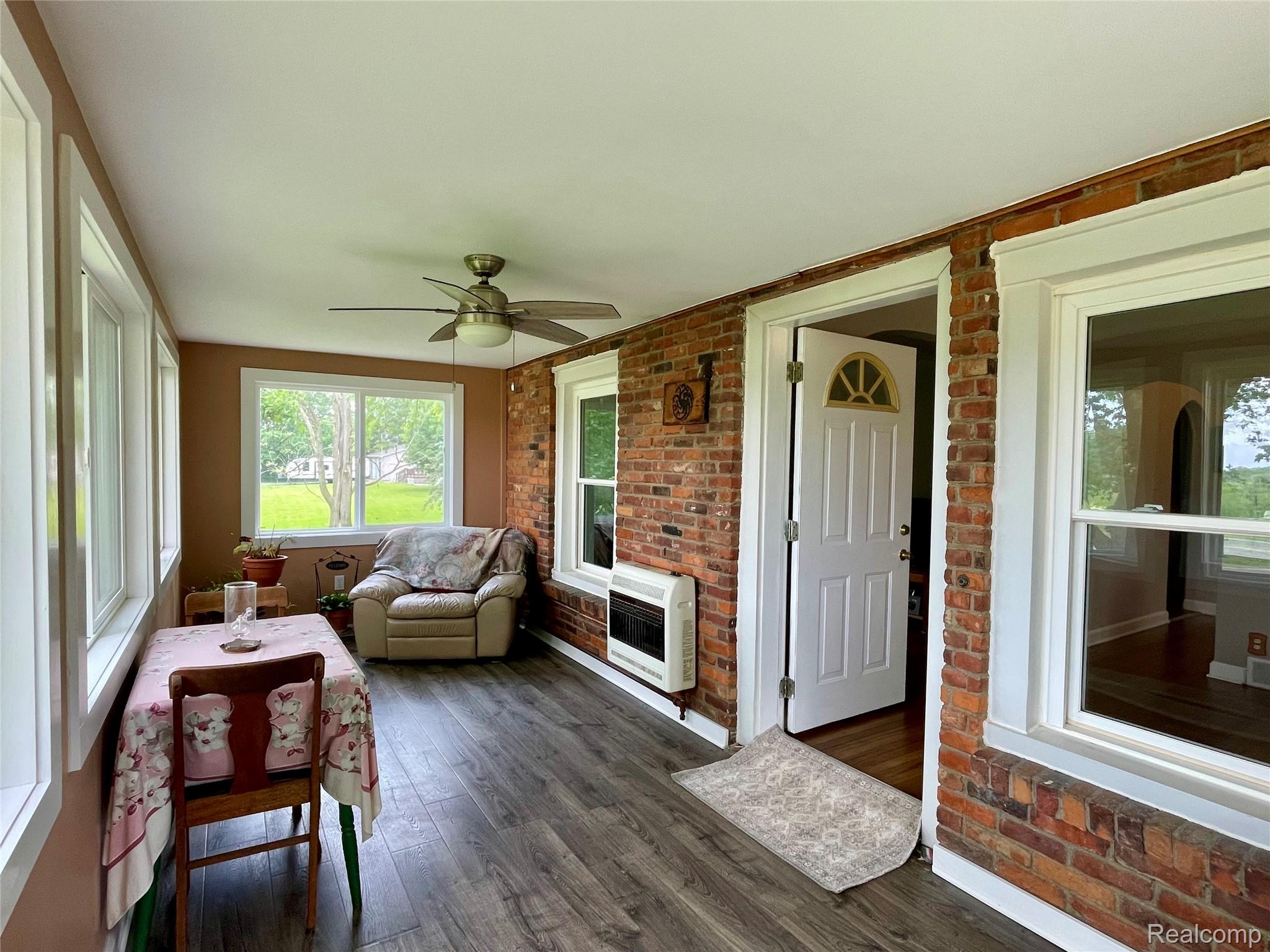 442 Corneil Road