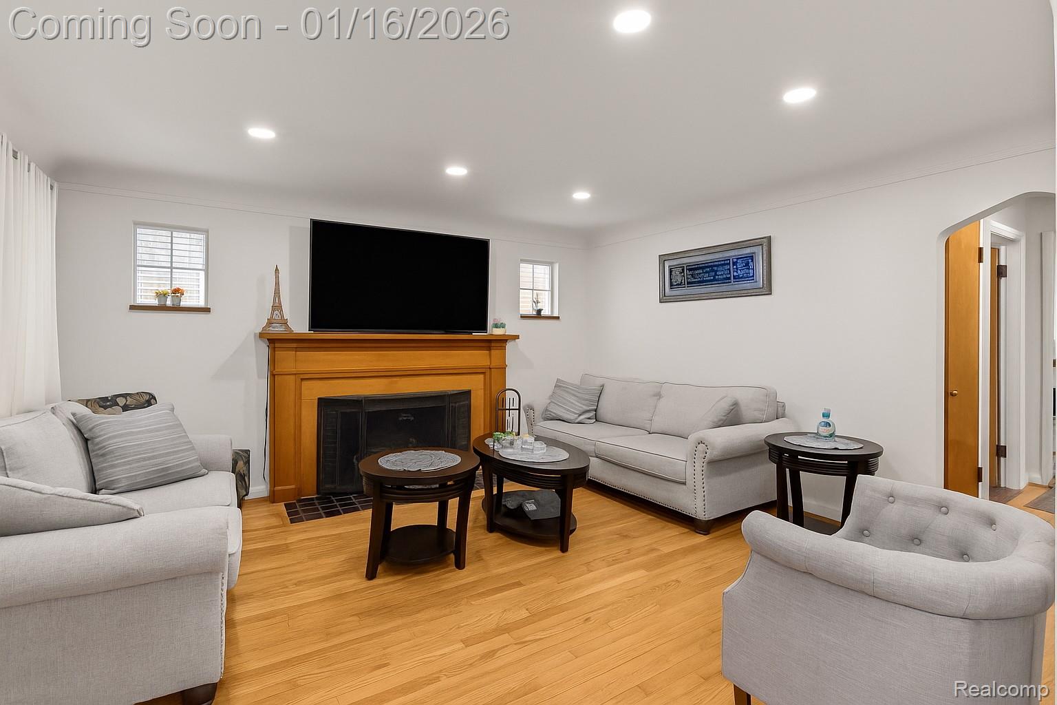 23153 Marlboro Street