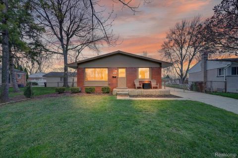 16672 Drake Street Southgate City MI 48195