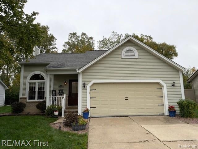 1645 Sarah Lane