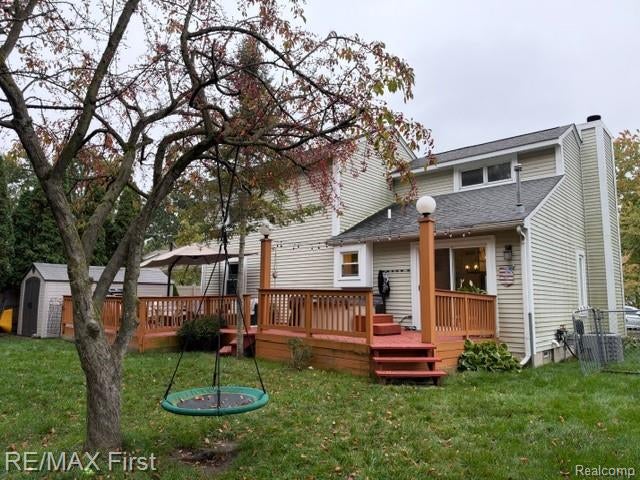1645 Sarah Lane