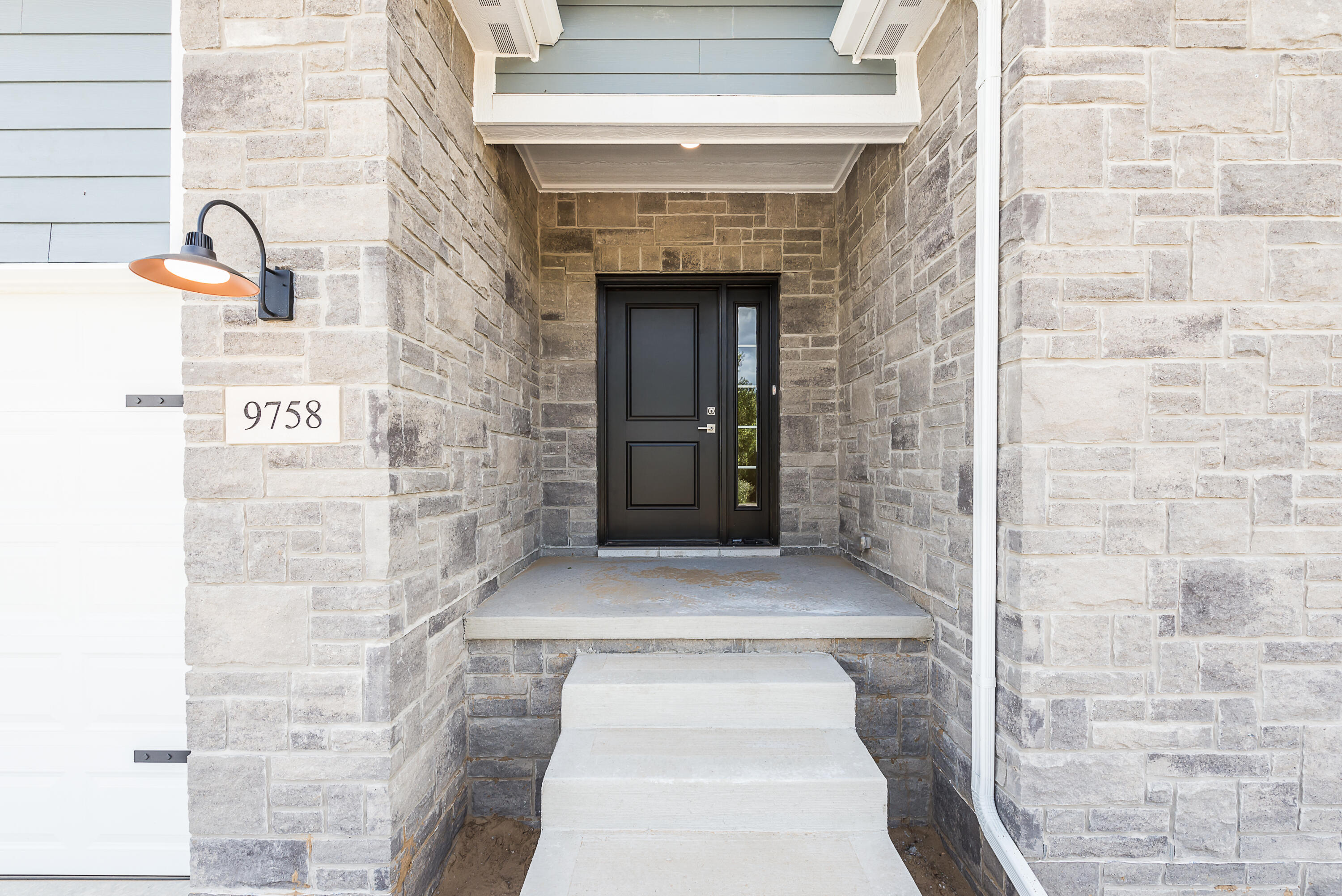 9758 Iosco Ridge Drive