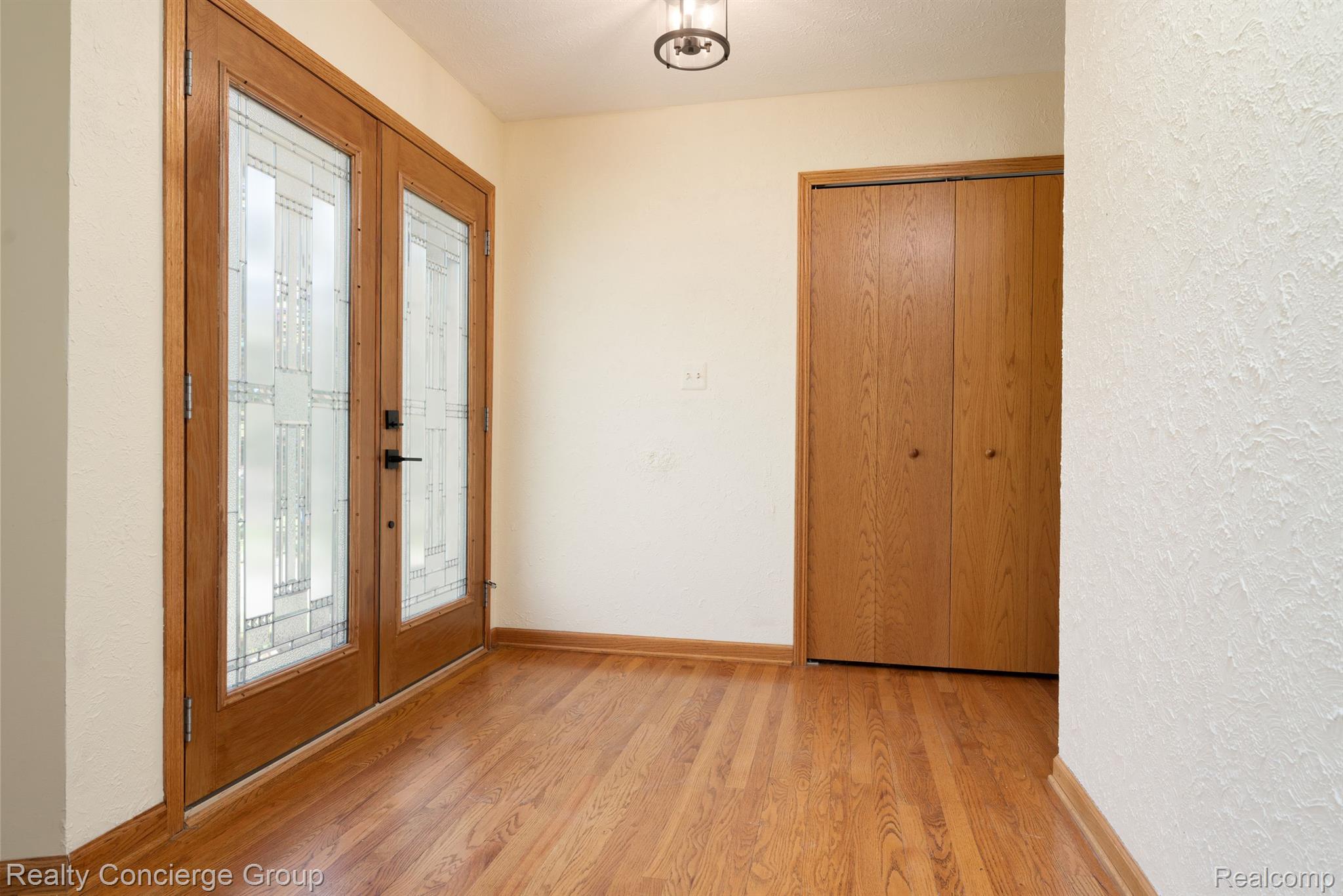 5412 PRAIRIE View