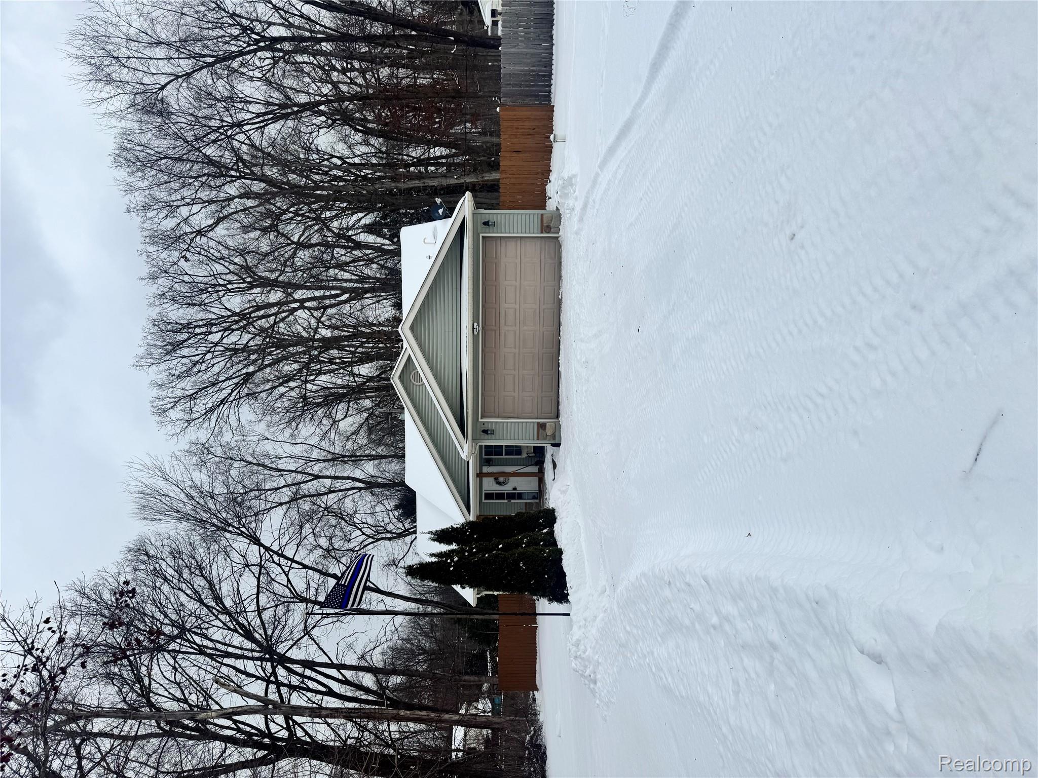 8645 Country Club Drive