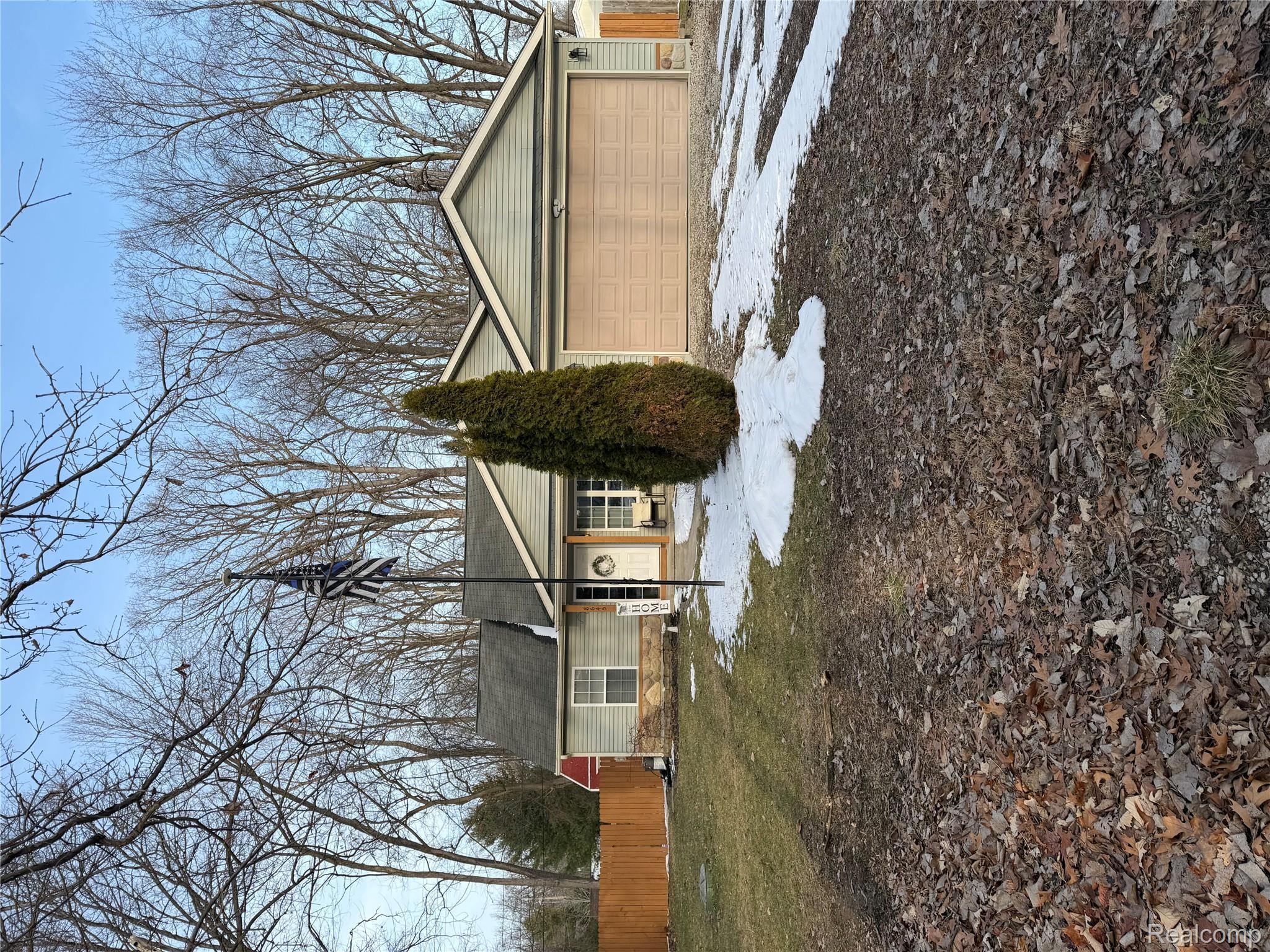 8645 Country Club Drive