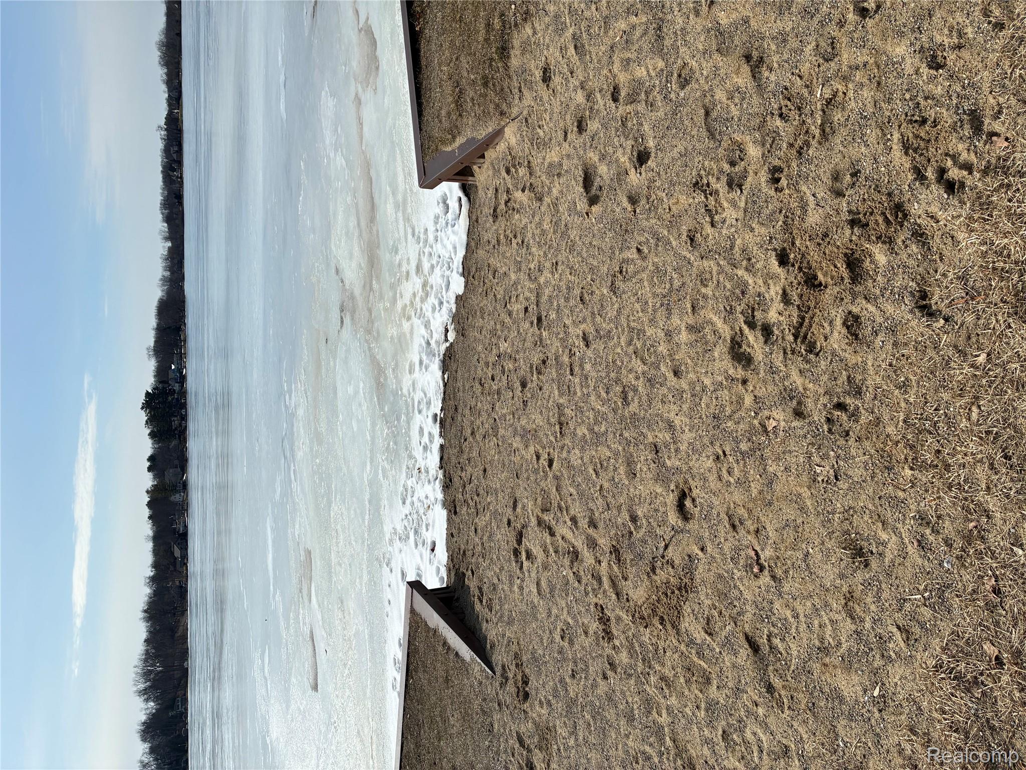 8645 Country Club Drive