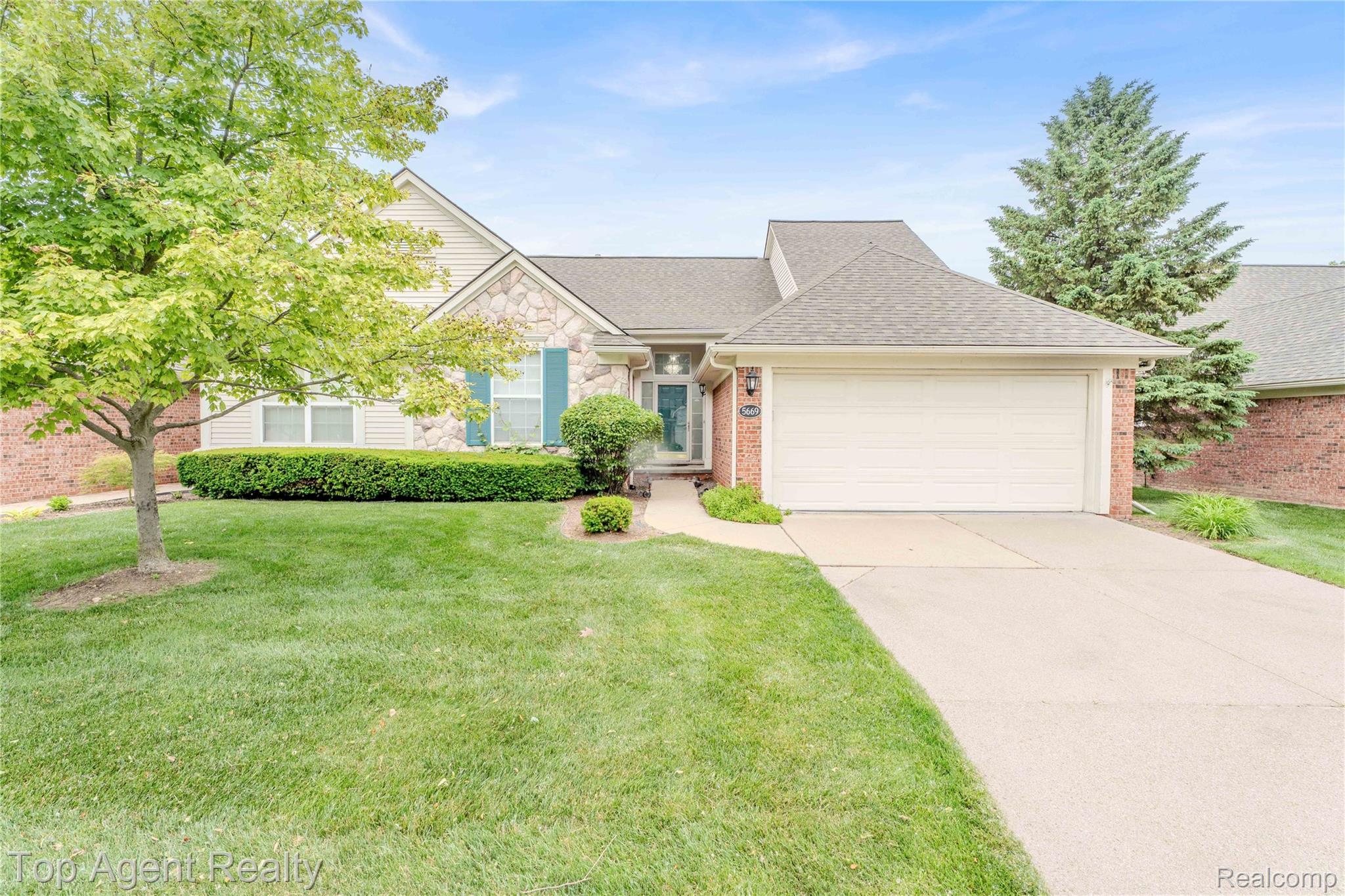 5669 Woodview Drive