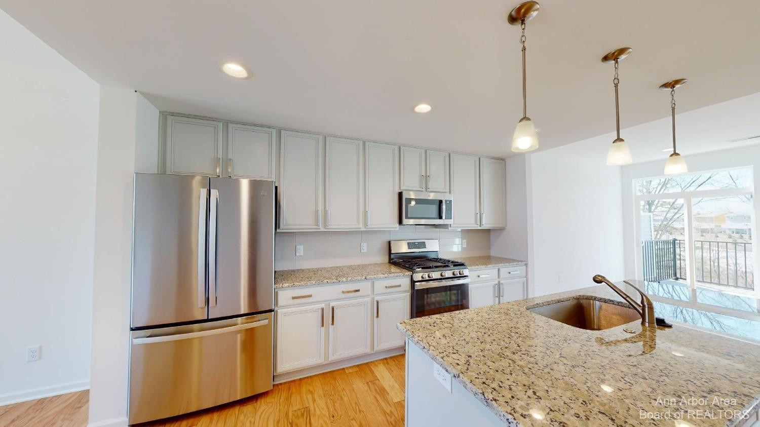 2721 Bristol Rdg Drive 6