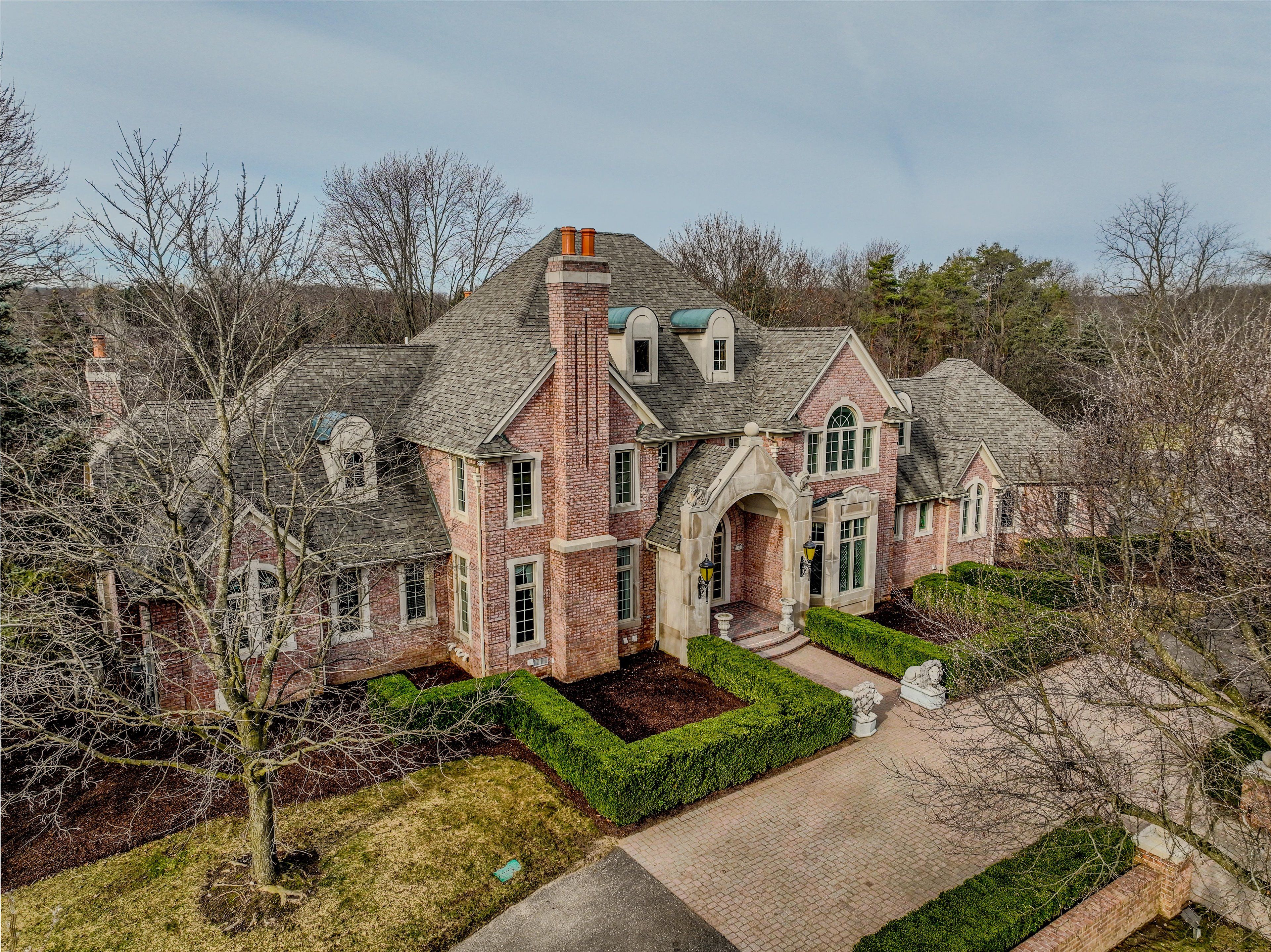 1401 E Silverbell Road