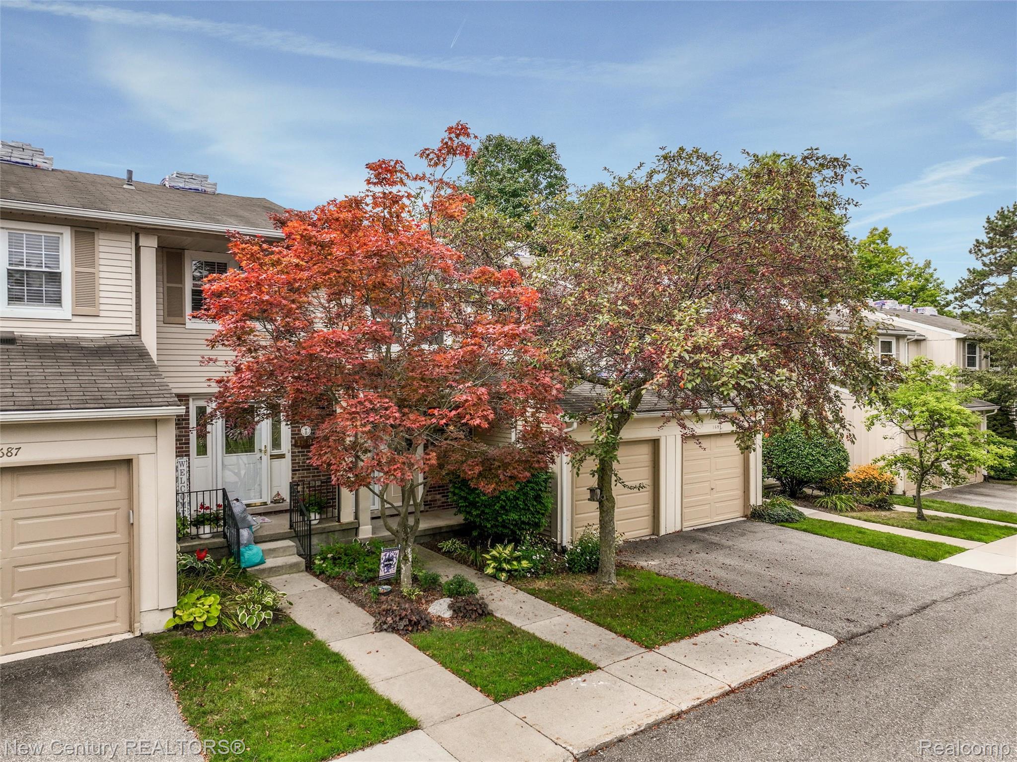 1689 Brentwood Drive