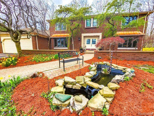 5130 LAKE BLUFF Road