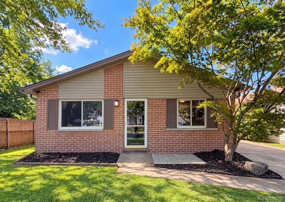 16108 ZIEGLER ST, TAYLOR, MI 48180 - Image 44bceb37d34b4d64a404503e2c26dfeb/1648583203