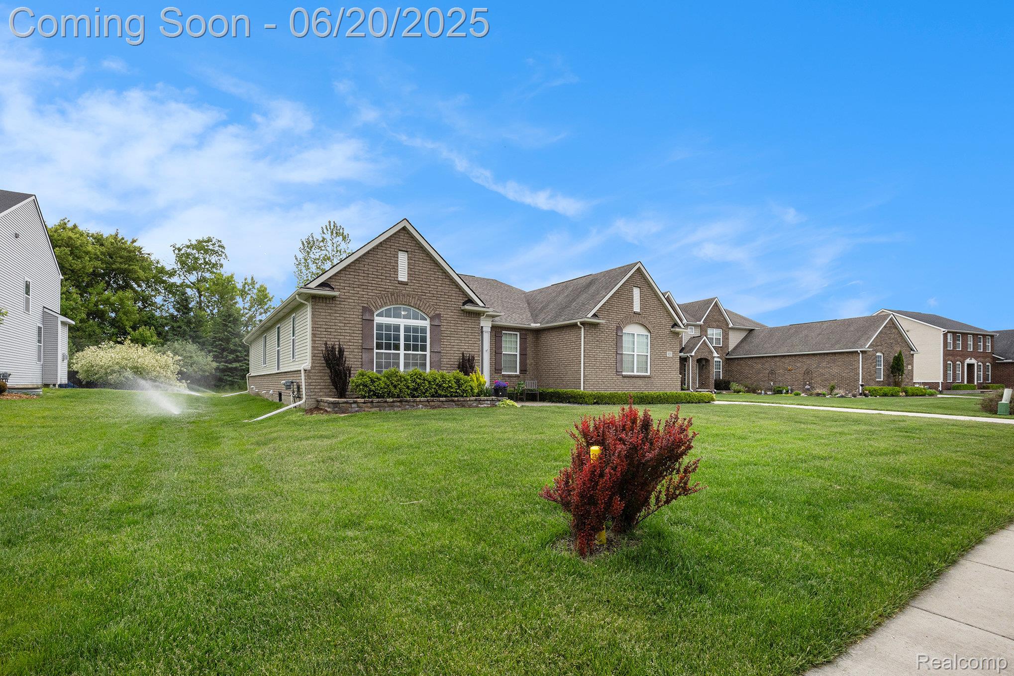825 McIntosh Court