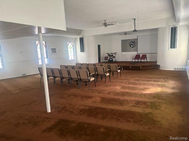 1386 E HEMPHILL Road