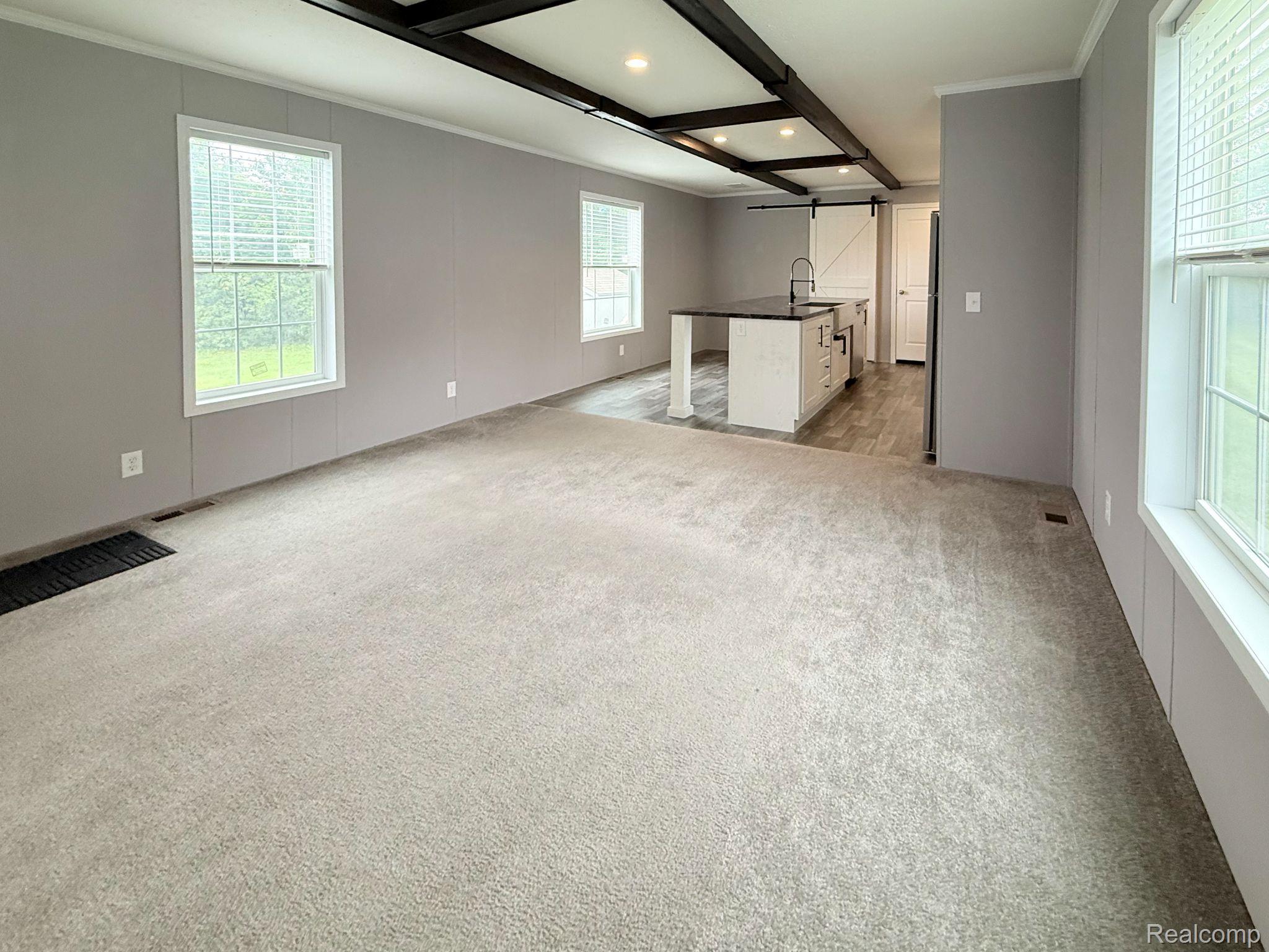 258 Diamond Circle