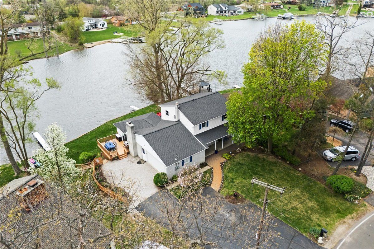 1425 Shankin Drive