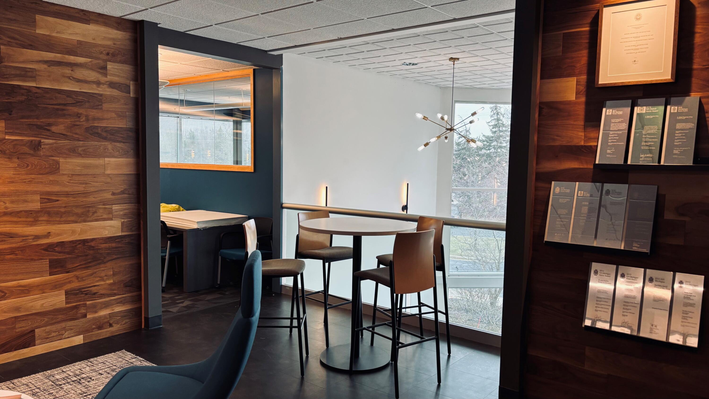 5211 Cascade Road SE 300