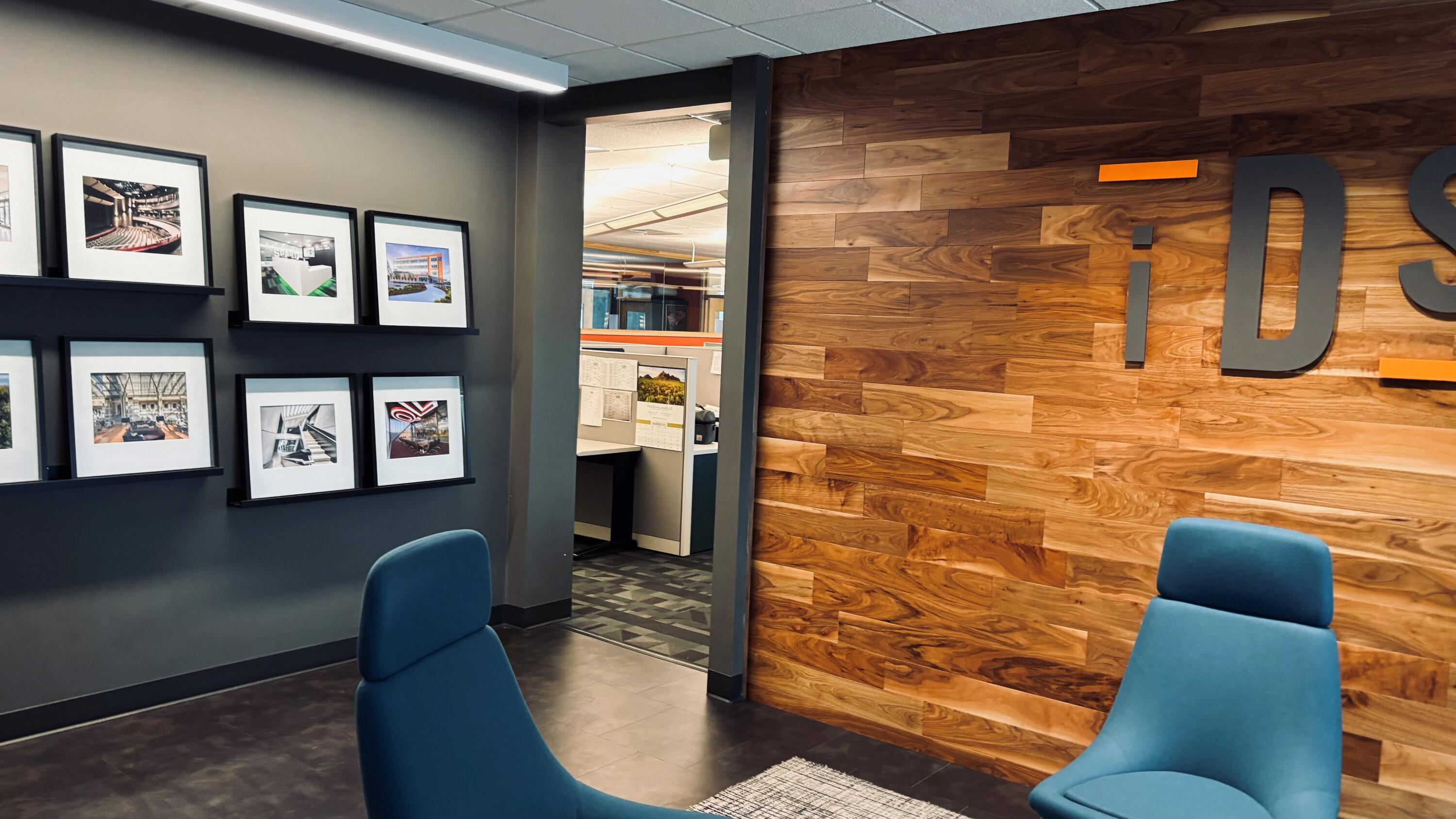 5211 Cascade Road SE 300