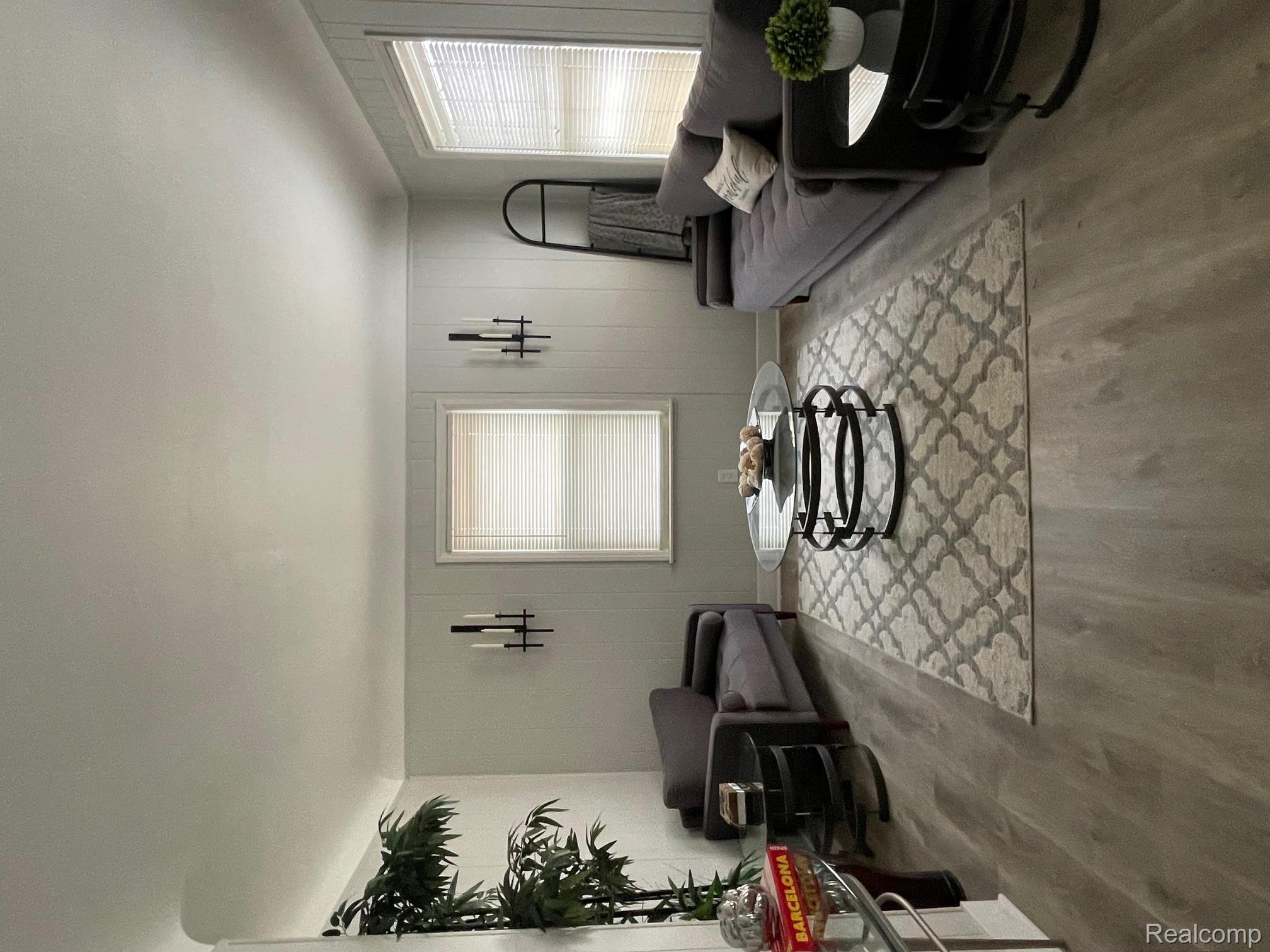 31406 Marquette Street