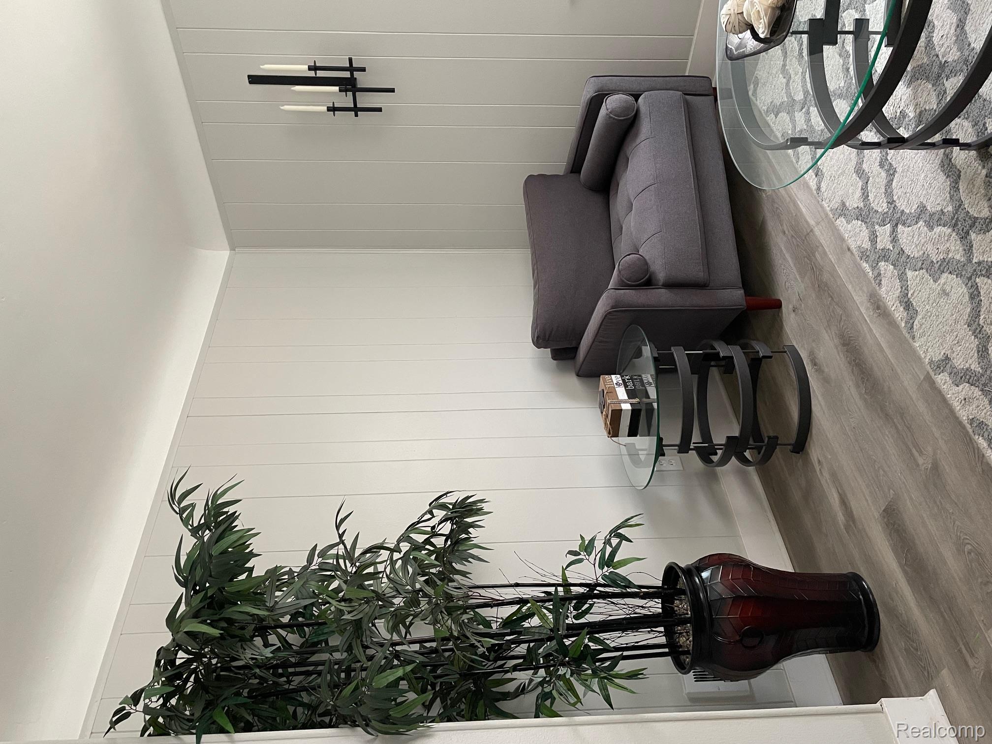 31406 Marquette Street