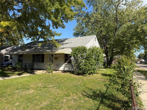 Photo for 26700 Grandmont Street