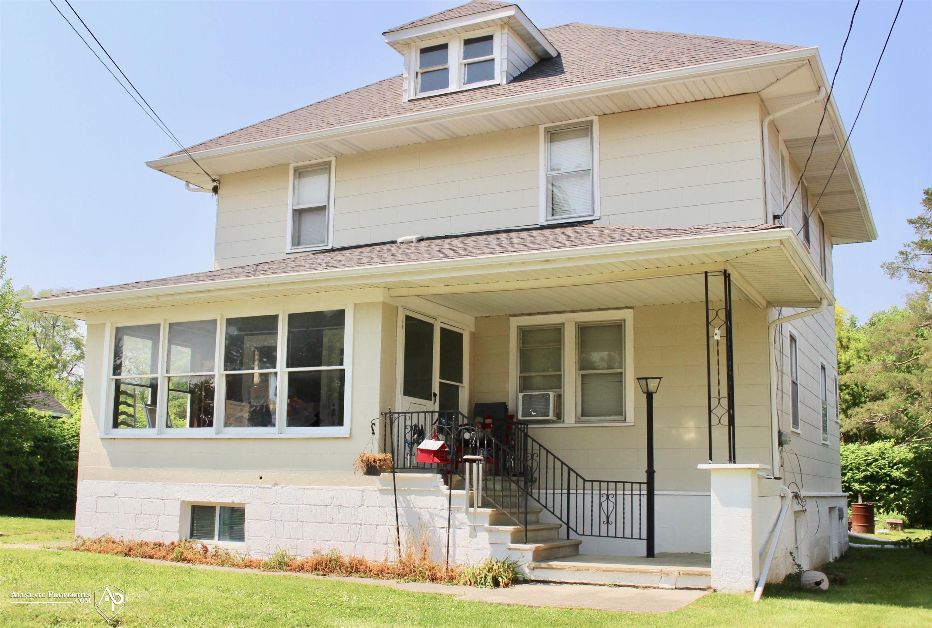 2077 E Boatfield Avenue