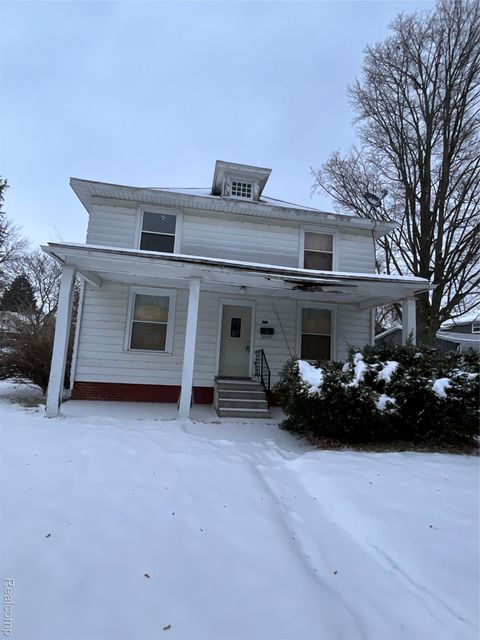 424 W Frank Street Caro City MI 48723