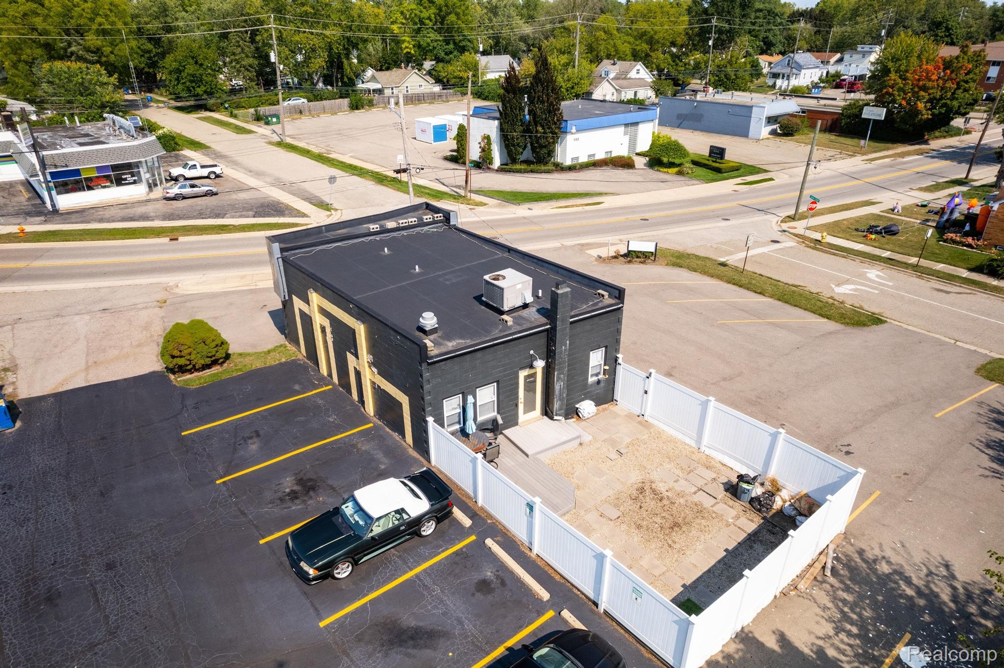 2409 Voorheis Street