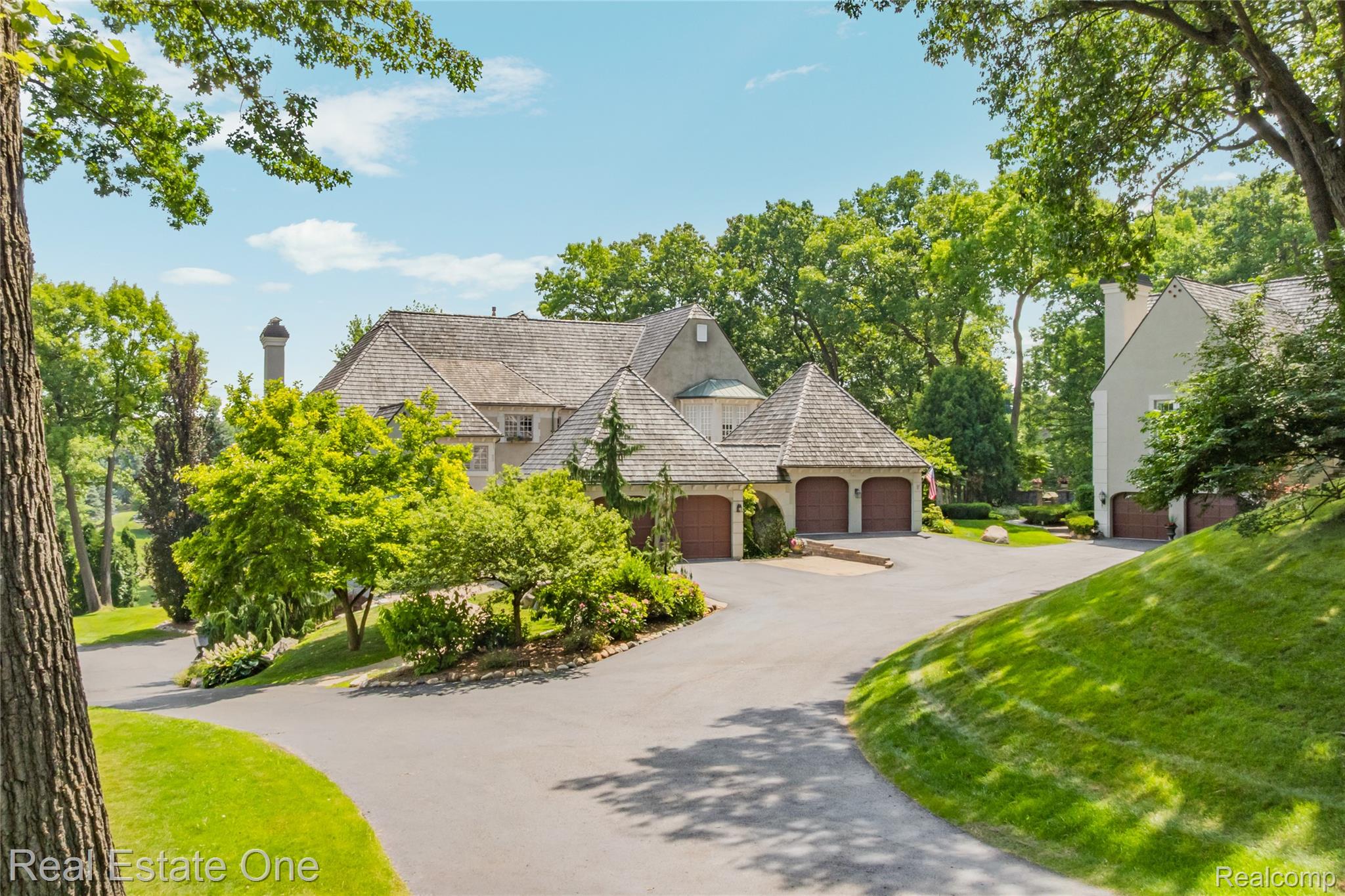 5443 Bristol Parke Drive
