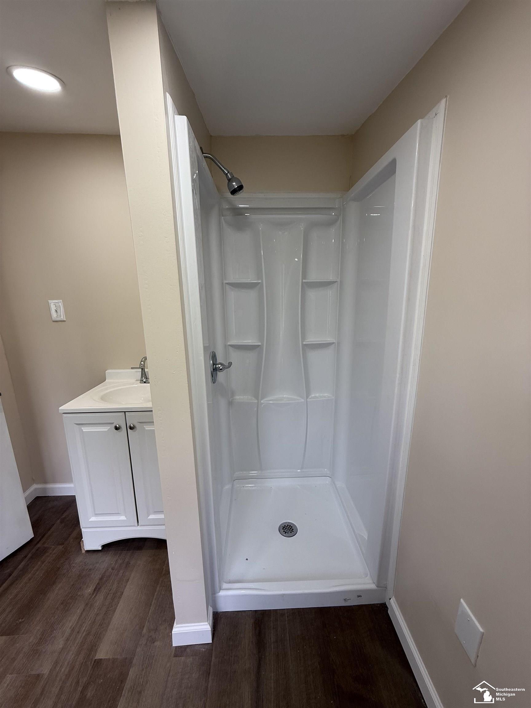 5583 Parkwood Drive